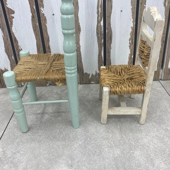 Vintage Little Decorative/ Doll Ladder back Chairs Wicker & Rattan White Green - Picture 4 of 11